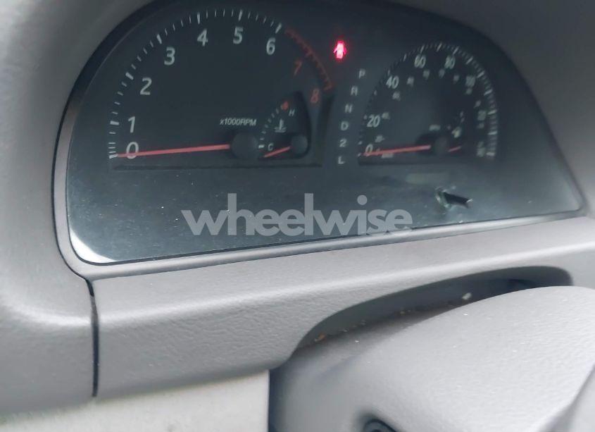 Photo 7 of 2002 Toyota Camry LE (VIN 4T1BE32K42U017871)