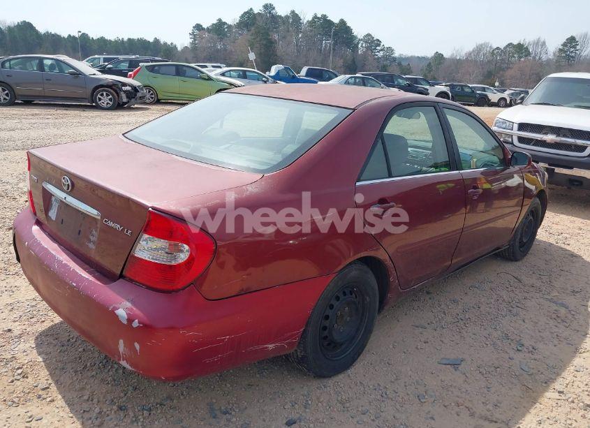 Photo 4 of 2002 Toyota Camry LE (VIN 4T1BE32K42U054130)