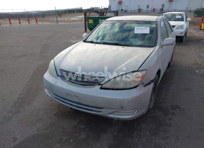 Photo 6 of 2002 Toyota Camry LE (VIN 4T1BE32K42U067251)