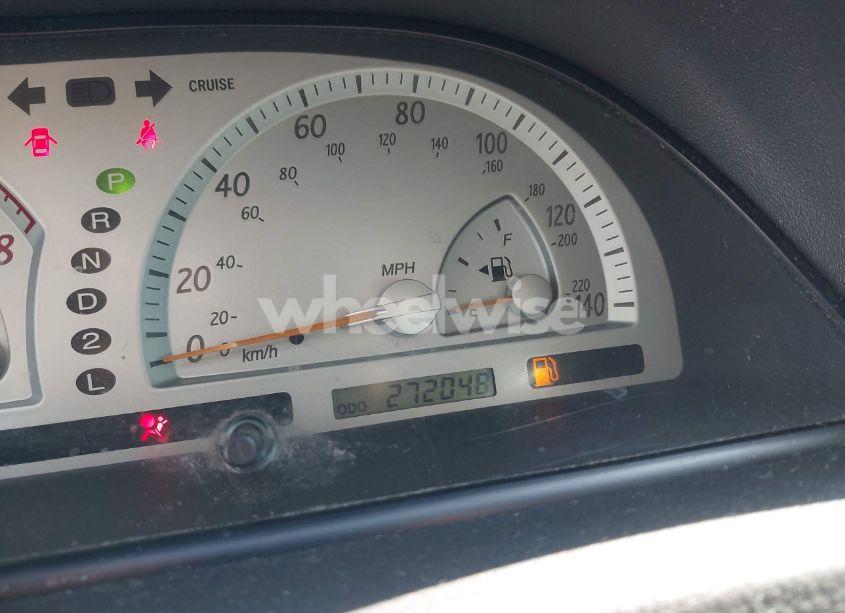 Photo 7 of 2002 Toyota Camry SE (VIN 4T1BE32K42U067508)