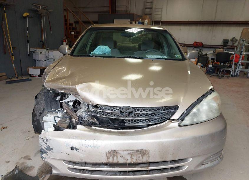 Photo 12 of 2002 Toyota Camry LE (VIN 4T1BE32K42U075897)