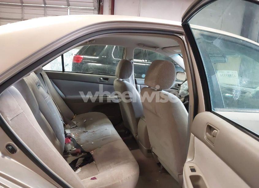 Photo 8 of 2002 Toyota Camry LE (VIN 4T1BE32K42U075897)