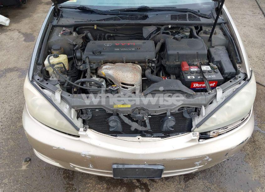 Photo 10 of 2002 Toyota Camry XLE (VIN 4T1BE32K42U559505)