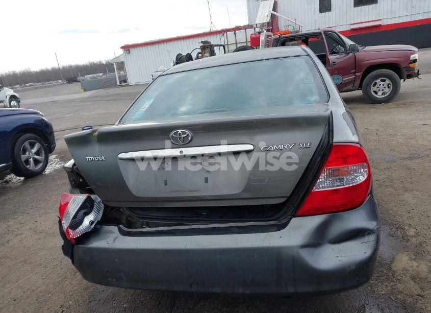 Photo 16 of 2002 Toyota Camry XLE (VIN 4T1BE32K42U559505)