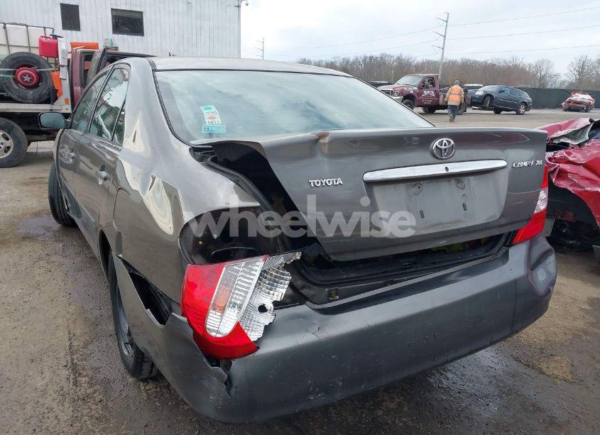 Photo 6 of 2002 Toyota Camry XLE (VIN 4T1BE32K42U559505)