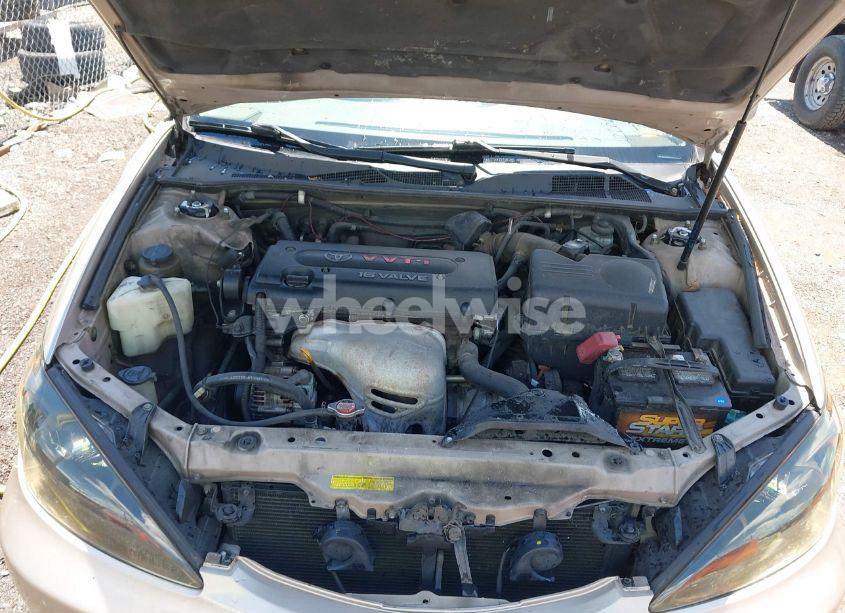 Photo 10 of 2002 Toyota Camry LE (VIN 4T1BE32K42U592181)