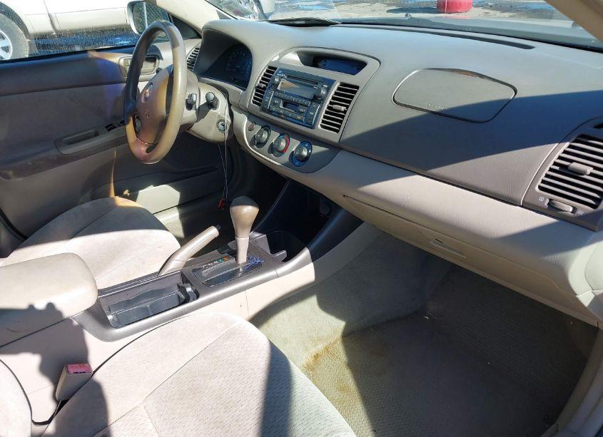 Photo 5 of 2002 Toyota Camry LE (VIN 4T1BE32K42U603888)