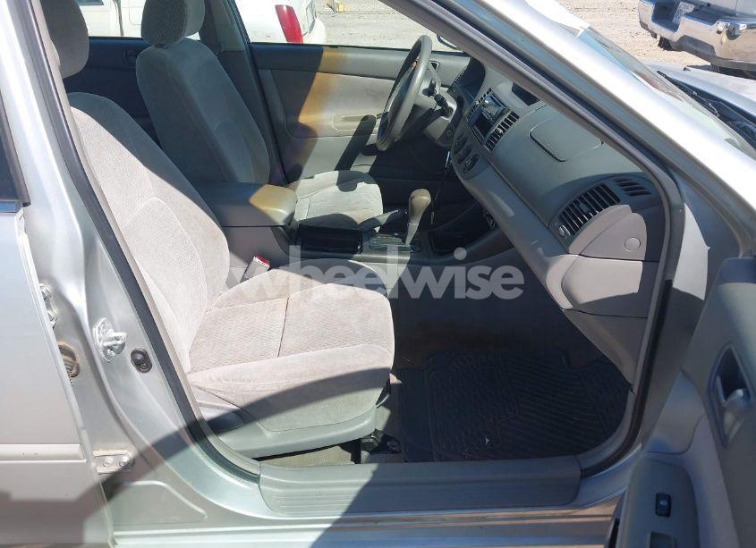 Photo 5 of 2002 Toyota Camry LE (VIN 4T1BE32K42U605561)