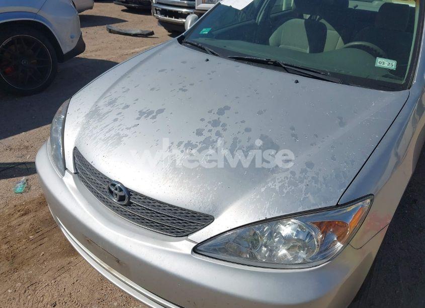 Photo 6 of 2002 Toyota Camry LE (VIN 4T1BE32K42U605561)