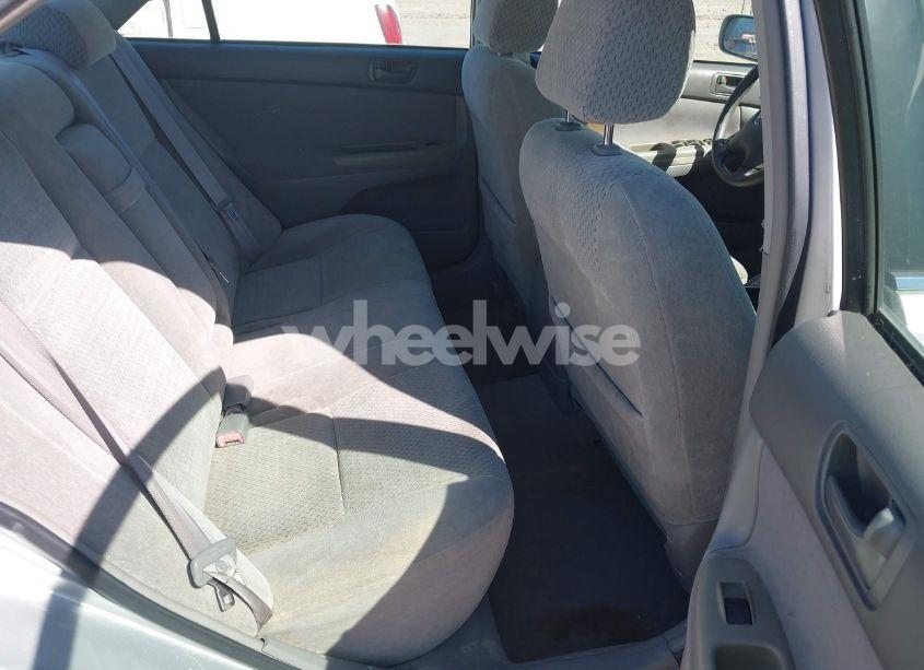 Photo 8 of 2002 Toyota Camry LE (VIN 4T1BE32K42U605561)