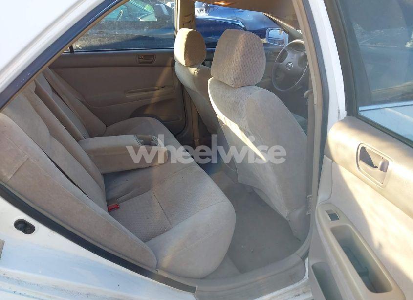 Photo 8 of 2003 Toyota Camry LE (VIN 4T1BE32K43U119611)