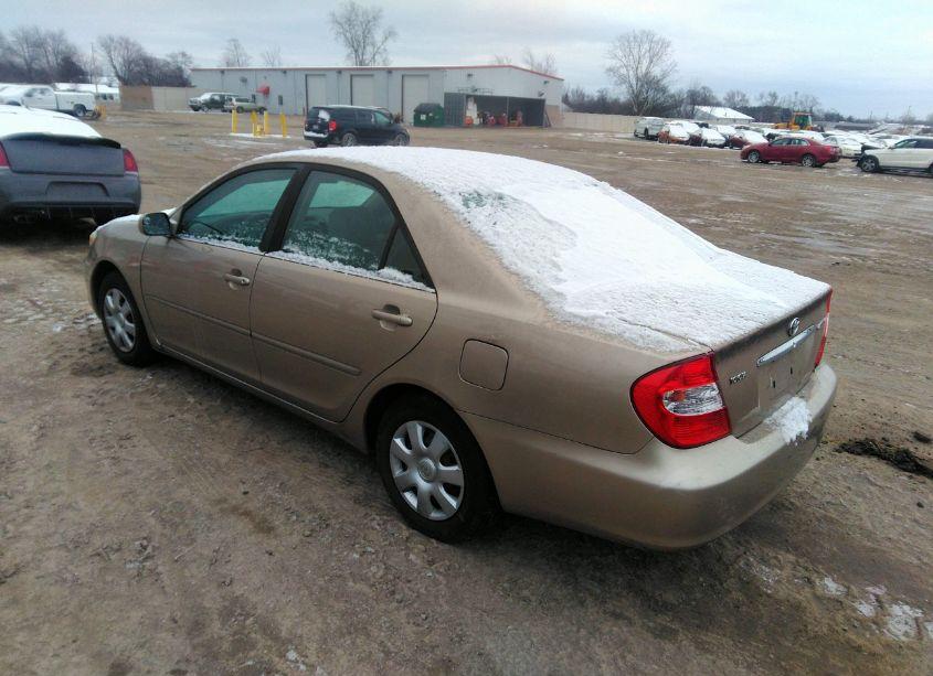 Photo 3 of 2003 Toyota Camry LE (VIN 4T1BE32K43U143214)