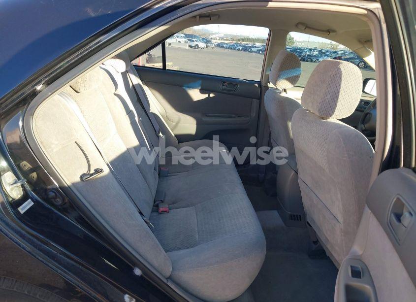 Photo 8 of 2003 Toyota Camry LE (VIN 4T1BE32K43U146789)