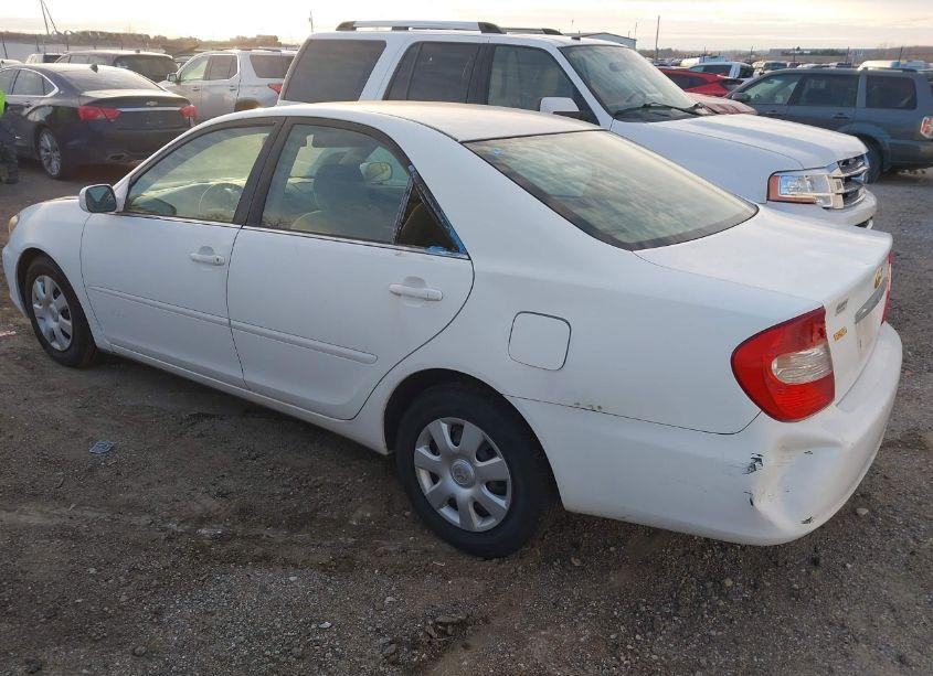 Photo 3 of 2003 Toyota Camry LE (VIN 4T1BE32K43U164046)