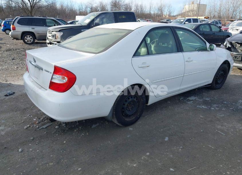 Photo 4 of 2003 Toyota Camry LE (VIN 4T1BE32K43U189366)