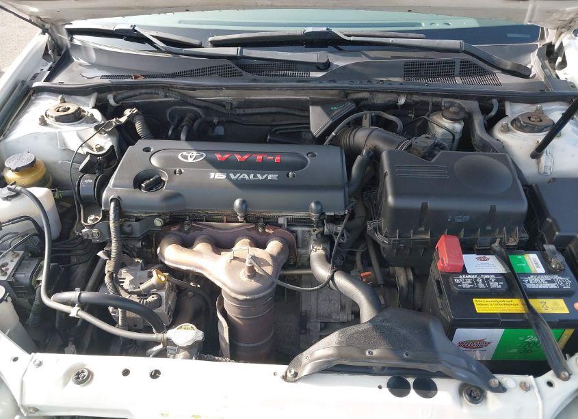 Photo 10 of 2003 Toyota Camry XLE (VIN 4T1BE32K43U193000)