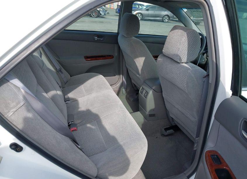 Photo 8 of 2003 Toyota Camry XLE (VIN 4T1BE32K43U193000)