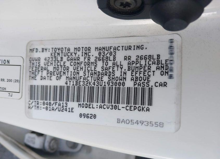 Photo 9 of 2003 Toyota Camry XLE (VIN 4T1BE32K43U193000)