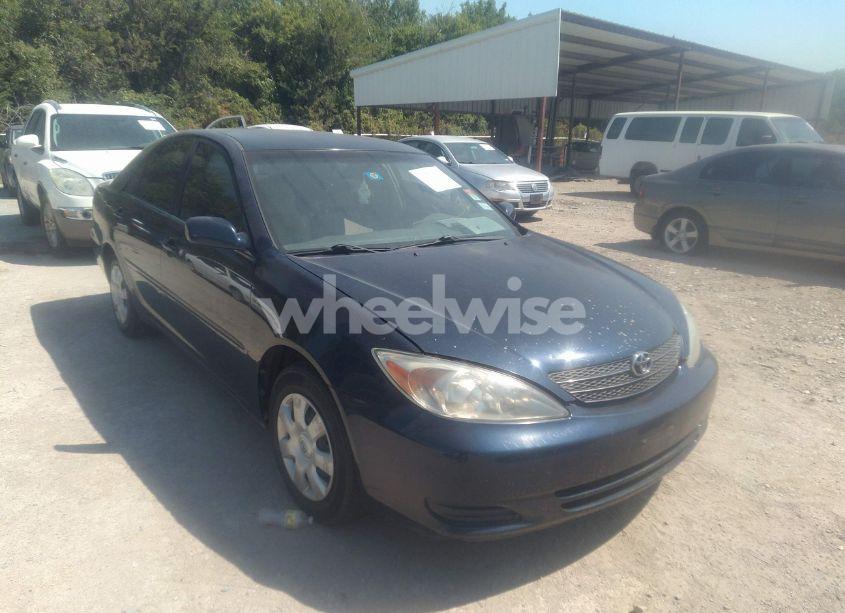 2003 Toyota Camry XLE/SE/LE (VIN 4T1BE32K43U209082) main photo