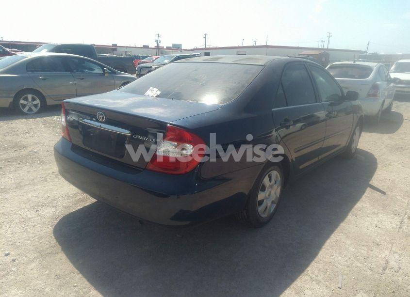 Photo 4 of 2003 Toyota Camry XLE/SE/LE (VIN 4T1BE32K43U209082)