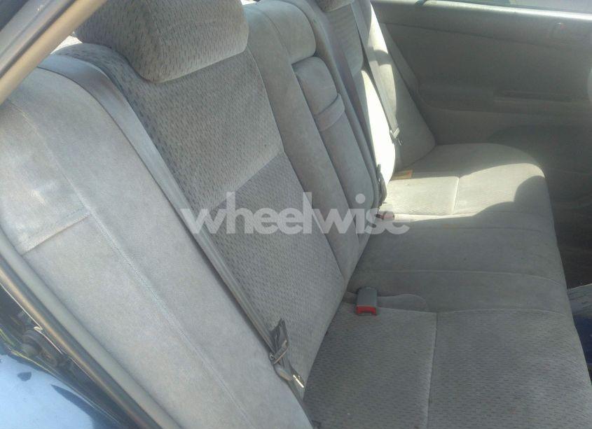 Photo 8 of 2003 Toyota Camry XLE/SE/LE (VIN 4T1BE32K43U209082)