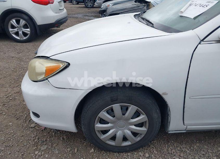 Photo 12 of 2003 Toyota Camry LE (VIN 4T1BE32K43U212449)