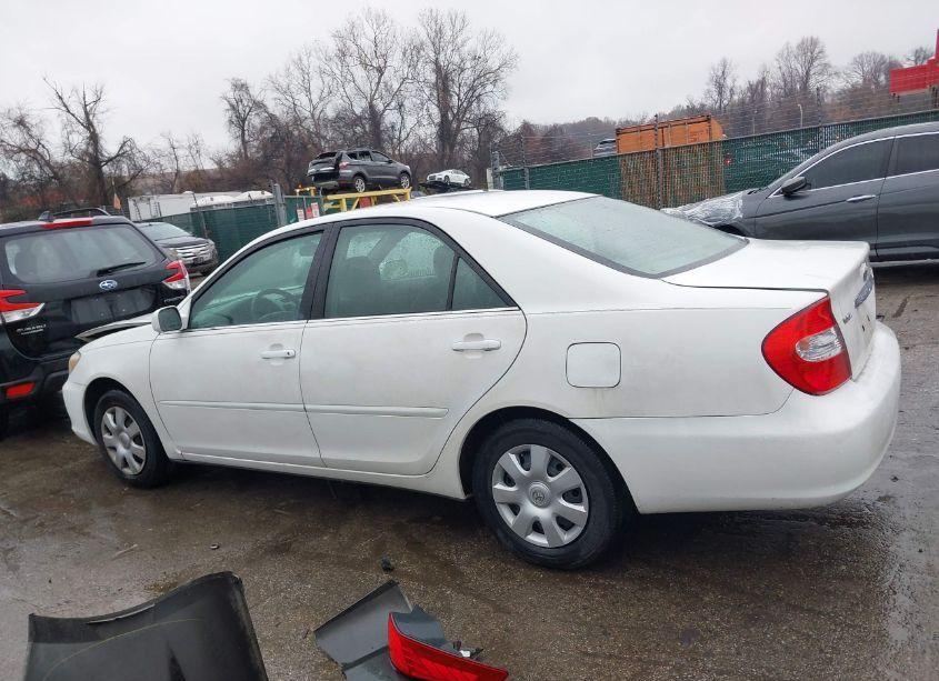 Photo 14 of 2003 Toyota Camry LE (VIN 4T1BE32K43U231941)