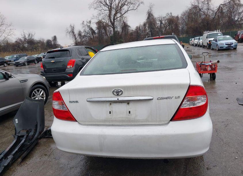 Photo 16 of 2003 Toyota Camry LE (VIN 4T1BE32K43U231941)
