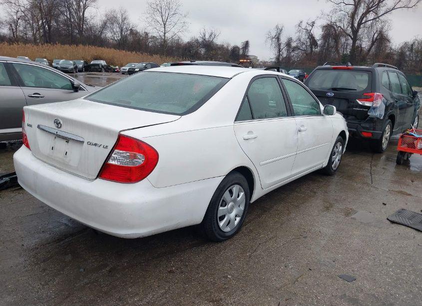 Photo 4 of 2003 Toyota Camry LE (VIN 4T1BE32K43U231941)