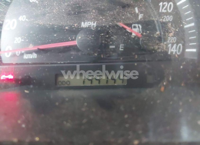 Photo 15 of 2003 Toyota Camry LE (VIN 4T1BE32K43U718833)