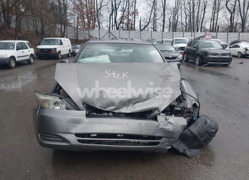 Photo 6 of 2003 Toyota Camry LE (VIN 4T1BE32K43U718833)