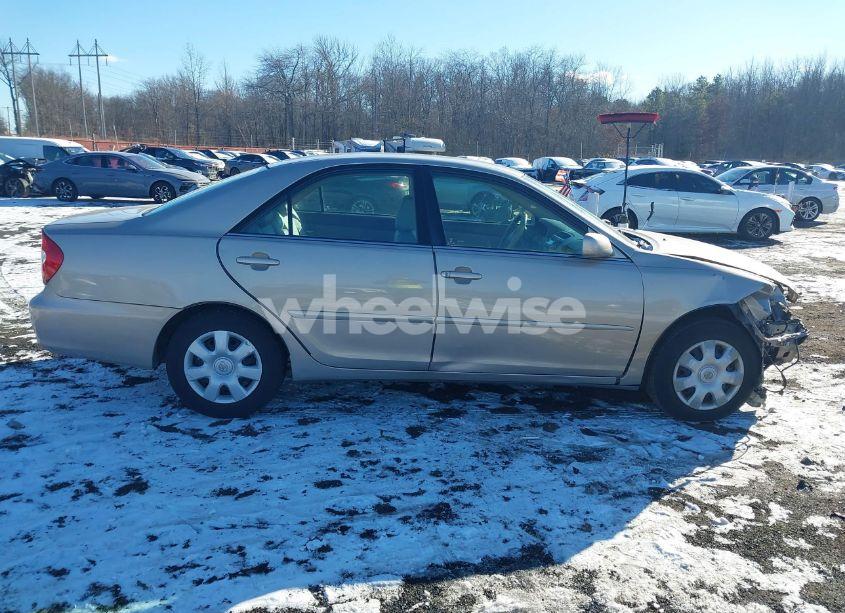 Photo 13 of 2003 Toyota Camry LE (VIN 4T1BE32K43U768759)