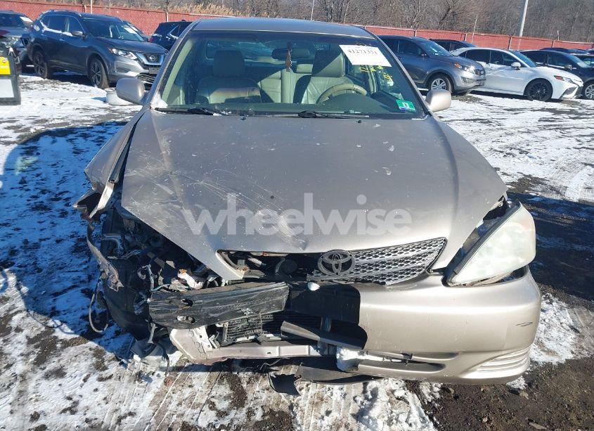 Photo 18 of 2003 Toyota Camry LE (VIN 4T1BE32K43U768759)