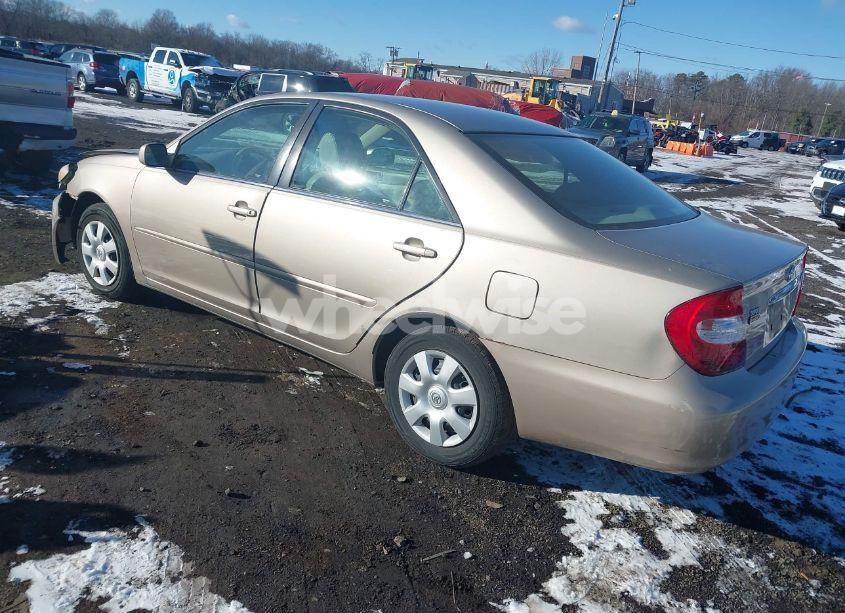 Photo 3 of 2003 Toyota Camry LE (VIN 4T1BE32K43U768759)