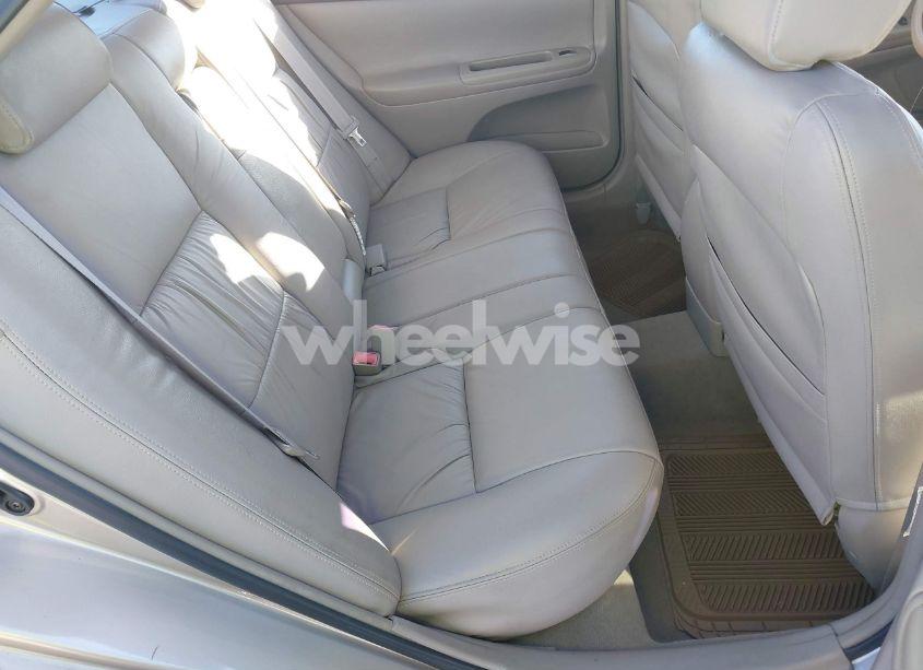 Photo 8 of 2003 Toyota Camry LE (VIN 4T1BE32K43U768759)