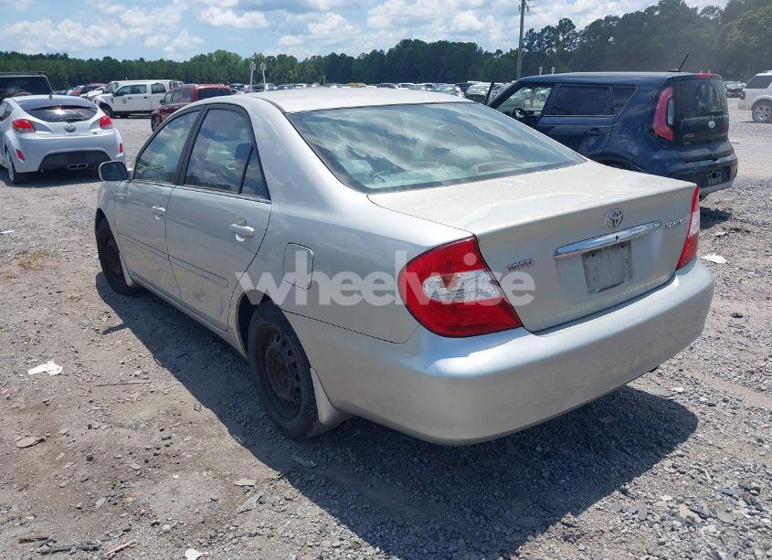 Photo 3 of 2003 Toyota Camry LE (VIN 4T1BE32K43U787019)