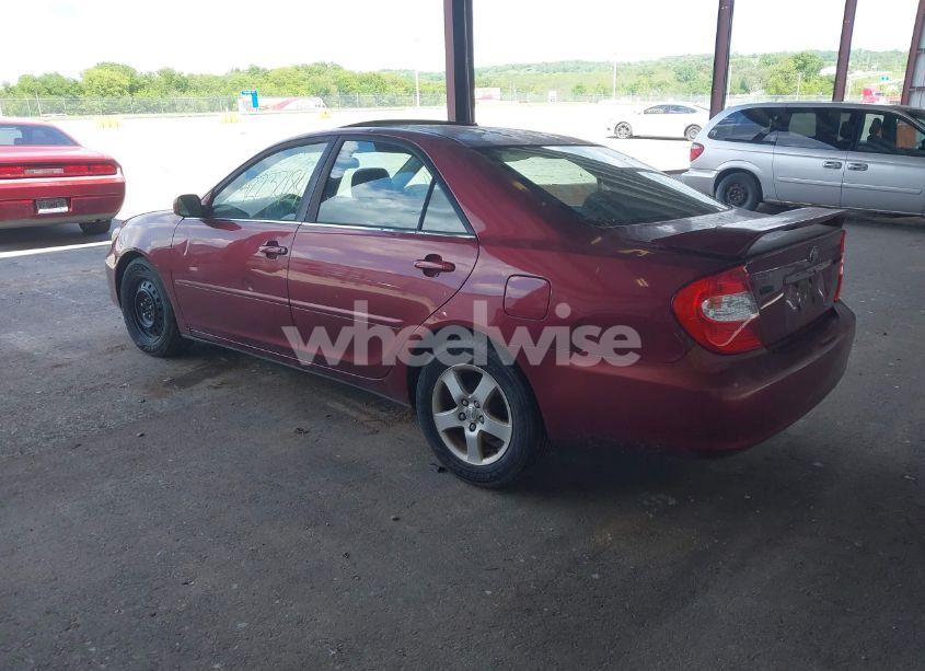 Photo 3 of 2004 Toyota Camry SE (VIN 4T1BE32K44U263287)
