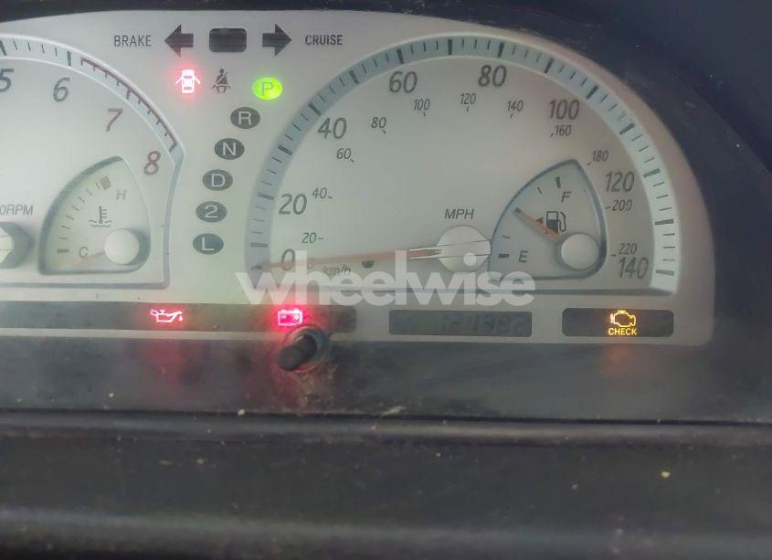 Photo 7 of 2004 Toyota Camry SE (VIN 4T1BE32K44U263287)