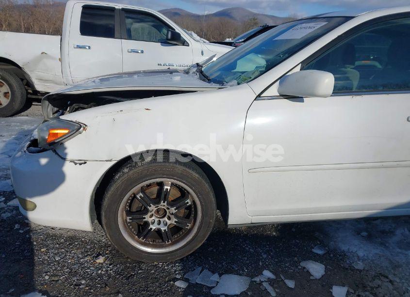 Photo 13 of 2004 Toyota Camry LE (VIN 4T1BE32K44U281224)