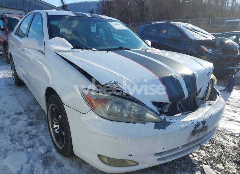 Photo 14 of 2004 Toyota Camry LE (VIN 4T1BE32K44U281224)