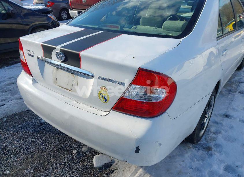 Photo 16 of 2004 Toyota Camry LE (VIN 4T1BE32K44U281224)