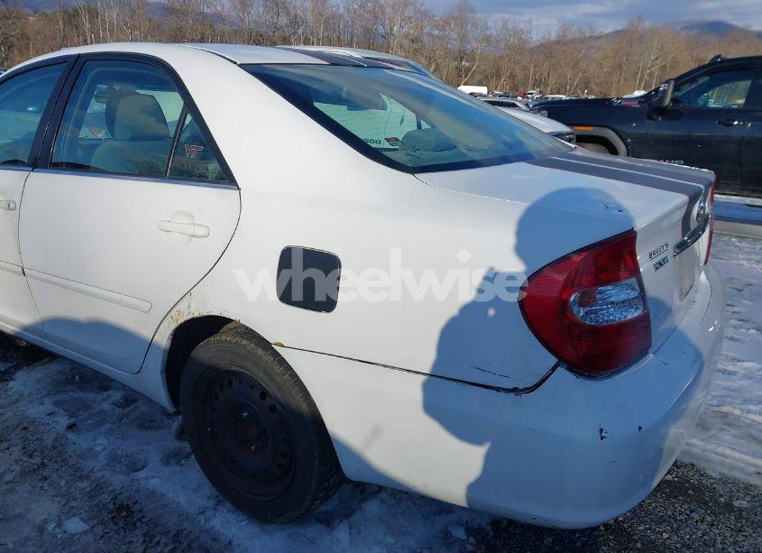 Photo 17 of 2004 Toyota Camry LE (VIN 4T1BE32K44U281224)