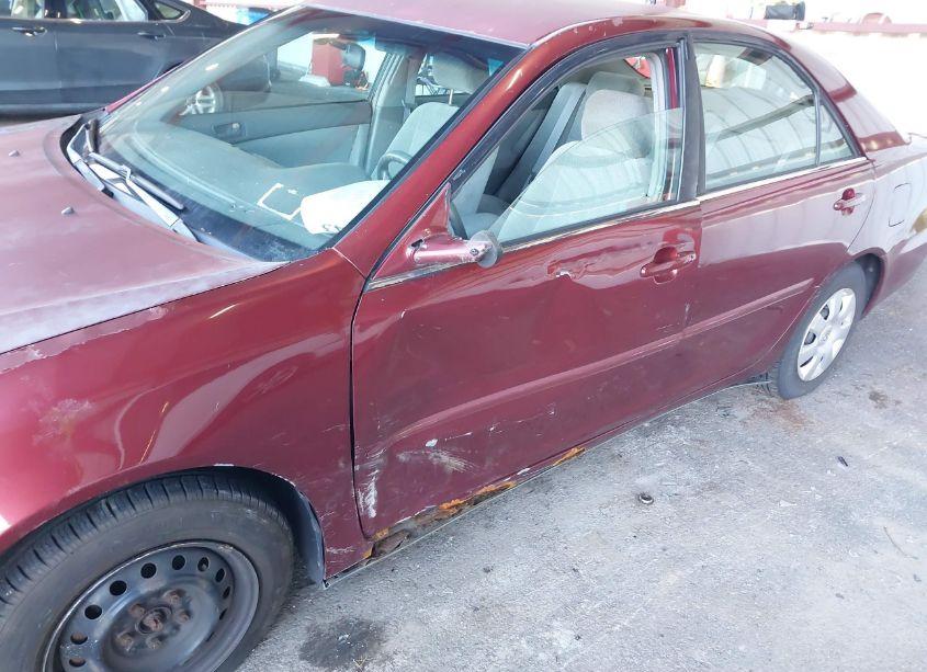 Photo 6 of 2004 Toyota Camry LE (VIN 4T1BE32K44U313556)