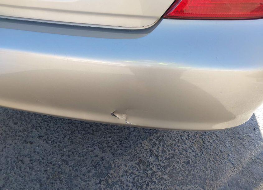 Photo 6 of 2004 Toyota Camry LE (VIN 4T1BE32K44U324041)