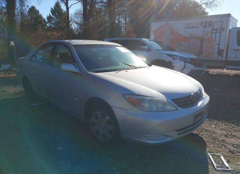 Photo 6 of 2004 Toyota Camry LE (VIN 4T1BE32K44U327778)