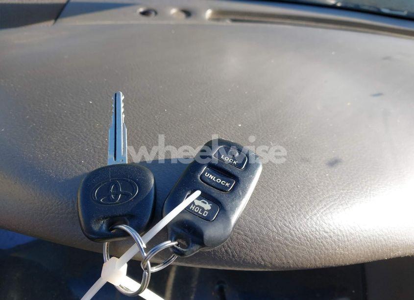 Photo 11 of 2004 Toyota Camry XLE (VIN 4T1BE32K44U338571)