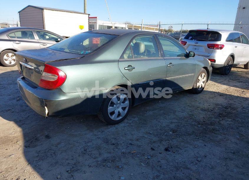 Photo 4 of 2004 Toyota Camry XLE (VIN 4T1BE32K44U338571)