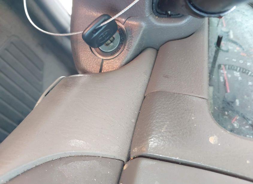 Photo 11 of 2004 Toyota Camry LE (VIN 4T1BE32K44U371117)