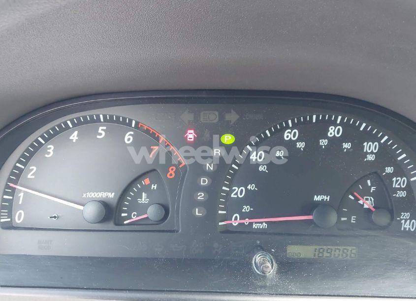 Photo 7 of 2004 Toyota Camry LE (VIN 4T1BE32K44U379668)