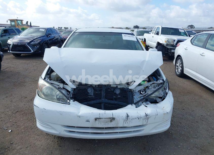 Photo 6 of 2004 Toyota Camry LE (VIN 4T1BE32K44U381274)